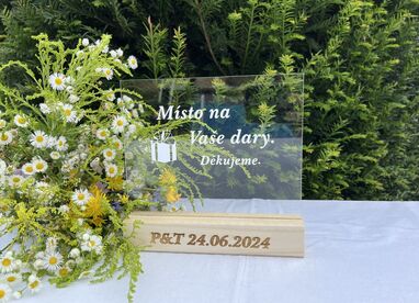 Plexi cedulka: Místo na dary