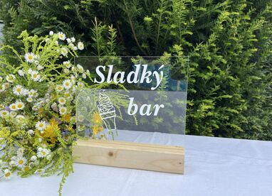 Plexi cedulka: Sladký bar