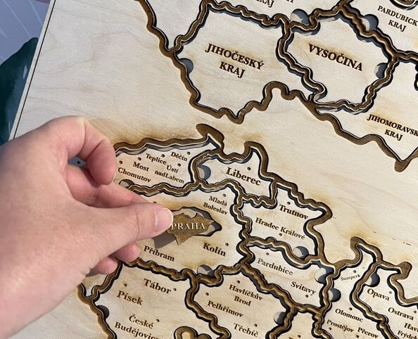 Vzdělávací dřevěná mapa České republiky